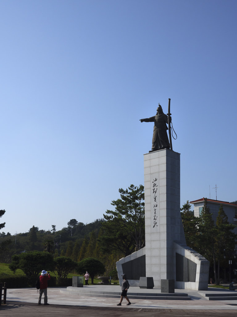 Statue de Yi Sun-sin à Tongyeong